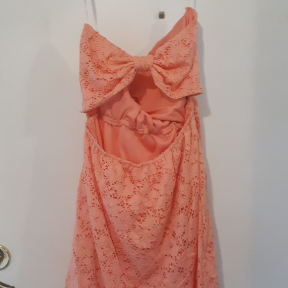 Hot, Mini dress in pink - Picture 2 of 2